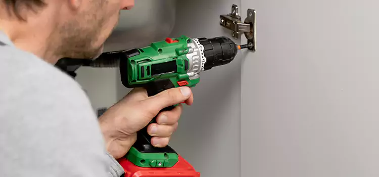 Commercial Door Hinge Repair Powell River