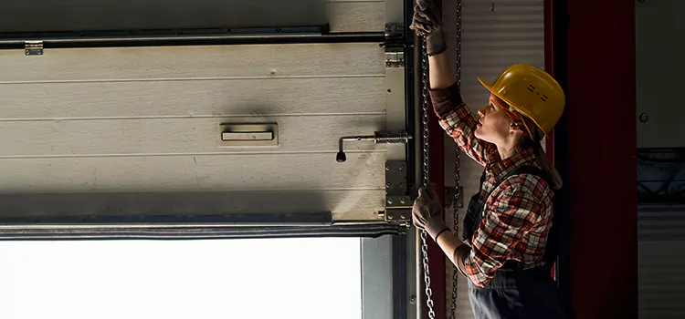 Addressing Common Garage Door Stoppage Issues in Powell River, BC